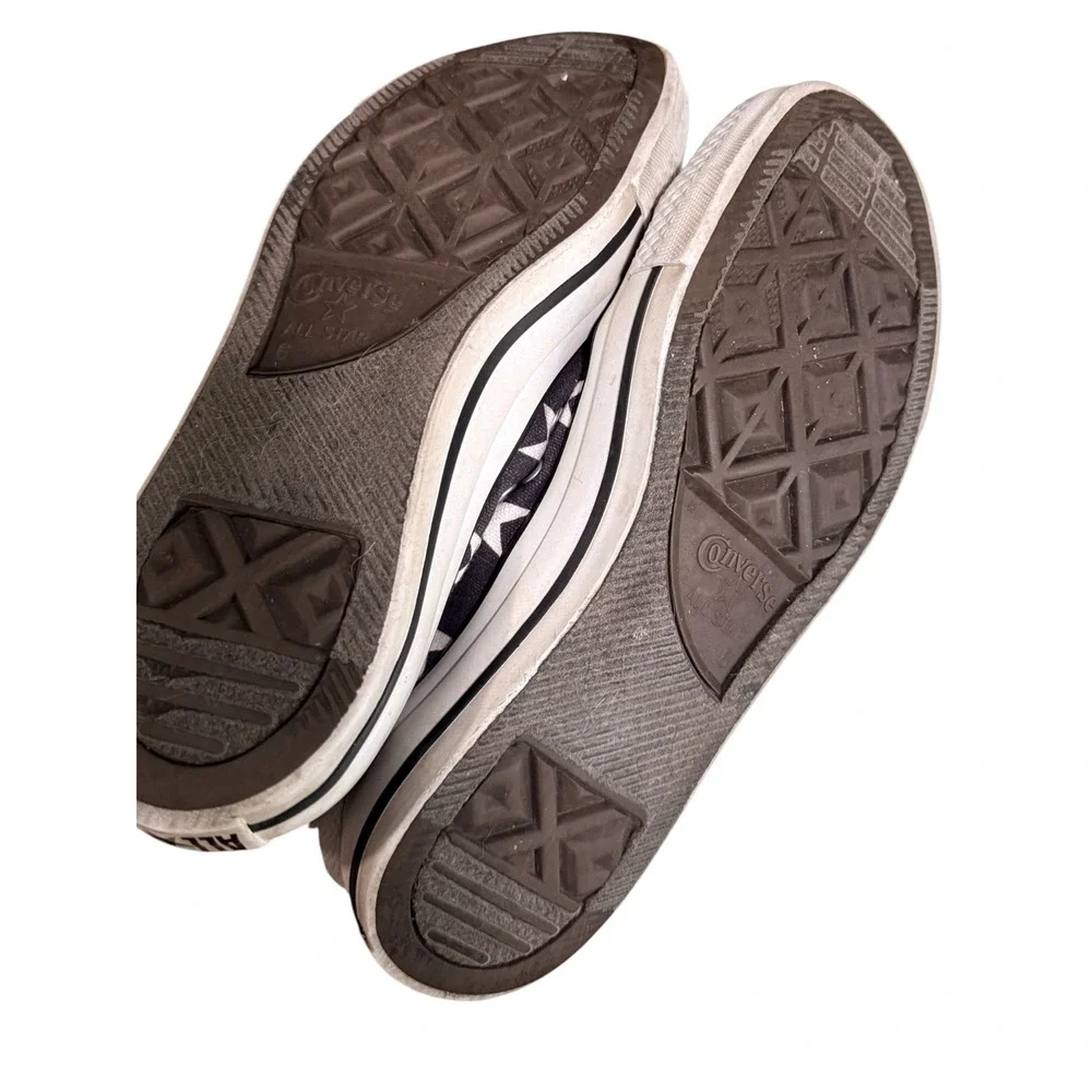 Converse Chuck Taylor All Star Low Top Star Print Sneakers Black White Women 8